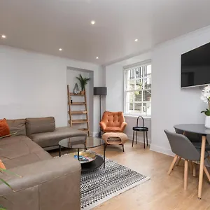  Apartment The Meadows